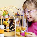 تمرینات بینایی یا ویژن تراپی برای چه کودکانی مفید است؟!
